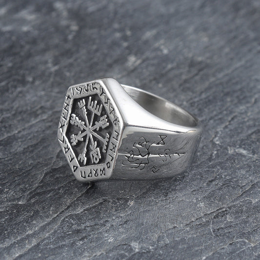 Vegvisir Oath: Valknut Rune Guardian Ring: Meaning, Use, and Who It Fits - Vana Soul product guide